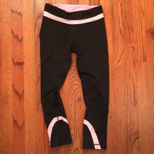 Lululemon yoga pants